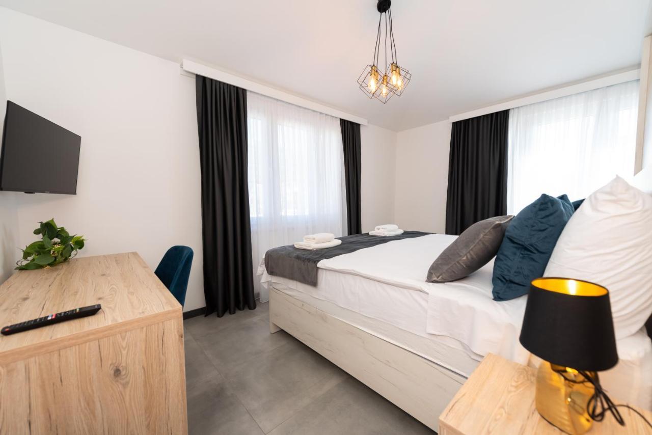 Kapov'S Rooms Kaštela Eksteriør bilde