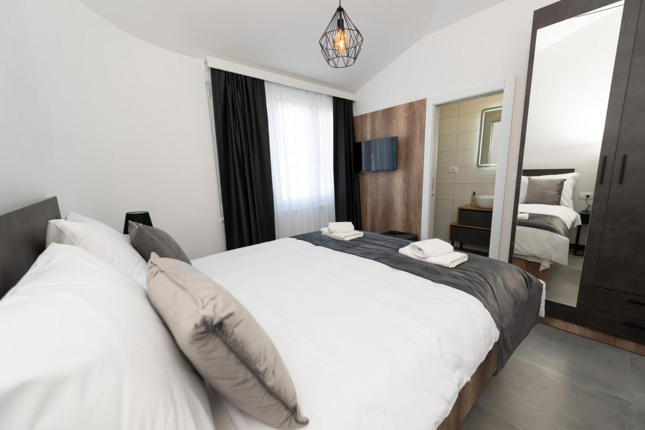 Kapov'S Rooms Kaštela Eksteriør bilde